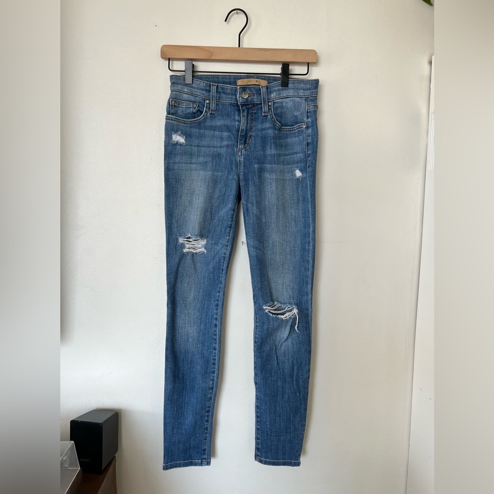 Joe’s distressed high rise crop skinny jeans